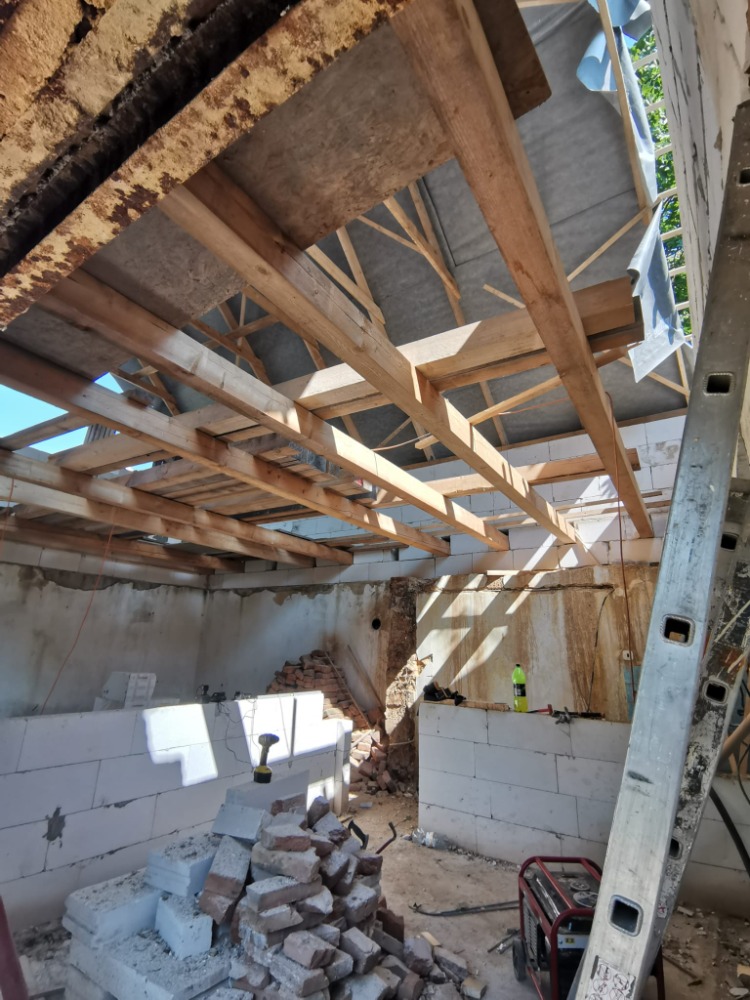 Rodinný dům Panoší Újezd – kompletní rekonstrukce - foto 75